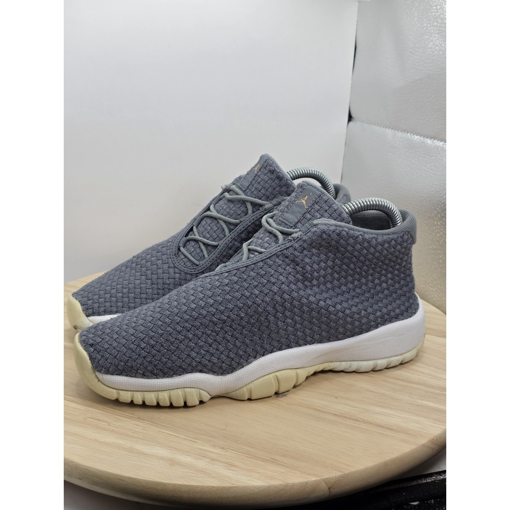 Womens size 7.5 - Nike‎ 656504-003 Jordan Future Cool Gray Basketball Shoe GS 6Y